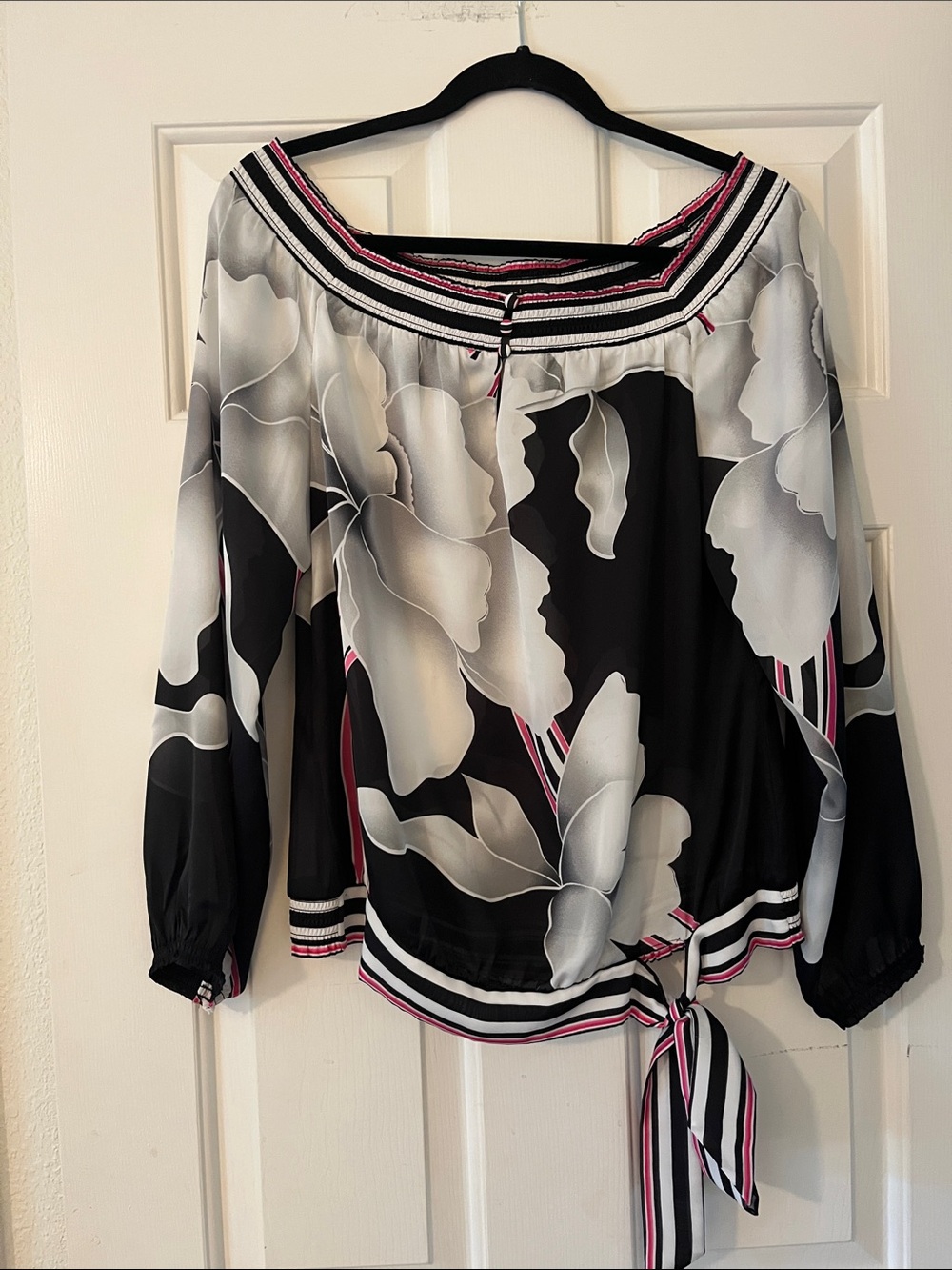 Womens Black Floral Off-Shoulder Blouse with Tie Hem